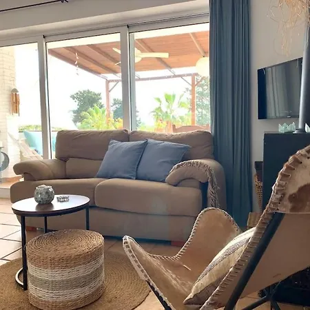 Terraza Con Encanto A Un Paso De La Playa Tarragona