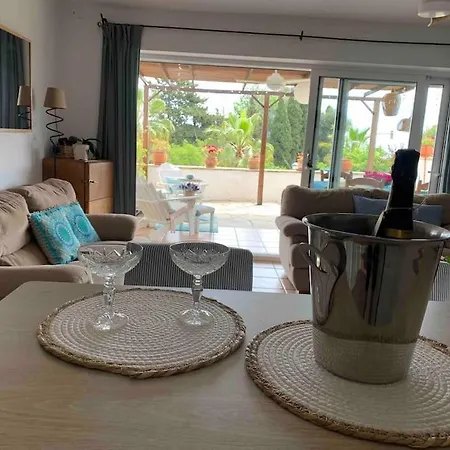 Terraza Con Encanto A Un Paso De La Playa *